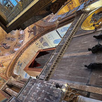 Innenansicht der Markuskirche in Venedig